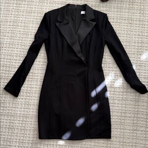 Bailey 44 Black Satin Lapel Long Sleeve Sheath Dress